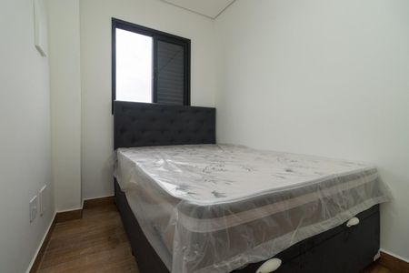 Quarto 1 de apartamento para alugar com 2 quartos, 34m² em Parque Santa Madalena, São Paulo