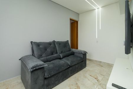 Apartamento para alugar com 34m², 2 quartos e sem vaga Apartamento para alugar com 34m², 2 quartos e sem vagaSala