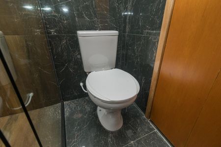 Apartamento para alugar com 34m², 2 quartos e sem vaga Apartamento para alugar com 34m², 2 quartos e sem vagaBanheiro