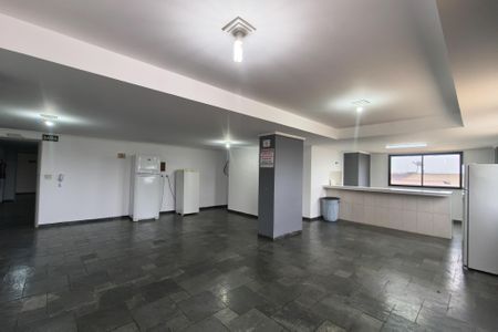 Apartamento para alugar com 112m², 2 quartos e 1 vaga Apartamento para alugar com 112m², 2 quartos e 1 vagaÁrea comum - Salão de festas
