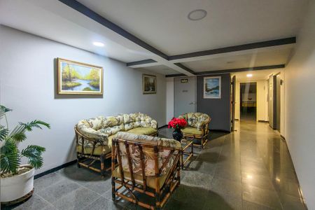 Apartamento para alugar com 112m², 2 quartos e 1 vaga Apartamento para alugar com 112m², 2 quartos e 1 vagaHall de entrada