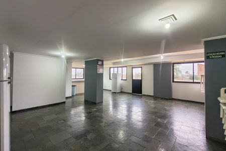 Apartamento para alugar com 112m², 2 quartos e 1 vaga Apartamento para alugar com 112m², 2 quartos e 1 vagaÁrea comum - Salão de festas
