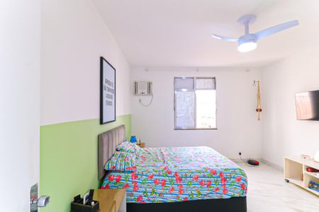 Casa à venda com 214m², 4 quartos e 3 vagas Casa à venda com 214m², 4 quartos e 3 vagasQuarto 2