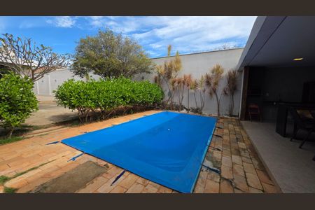 Casa à venda com 409m², 3 quartos e 5 vagas