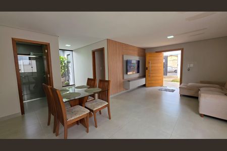Casa à venda com 3 quartos, 409m² em Bela Vista, Lagoa Santa