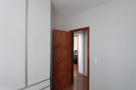 Apartamento à venda com 112m², 3 quartos e 2 vagasQuarto 2