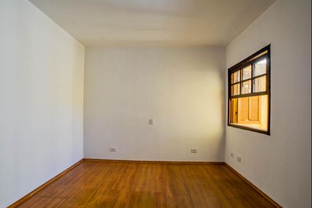 Casa para alugar com 160m², 3 quartos e 2 vagas Casa para alugar com 160m², 3 quartos e 2 vagasQuarto 1
