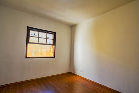 Casa para alugar com 160m², 3 quartos e 2 vagas Casa para alugar com 160m², 3 quartos e 2 vagasQuarto 2