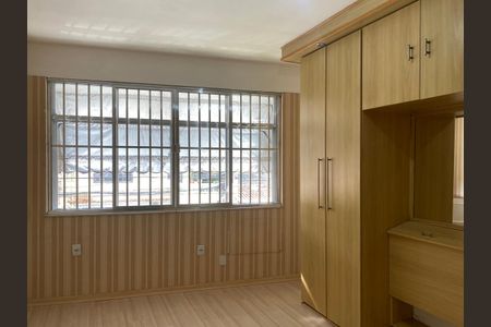 Apartamento para alugar com 102m², 3 quartos e 1 vaga Apartamento para alugar com 102m², 3 quartos e 1 vagaQuarto