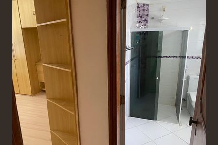 Apartamento para alugar com 102m², 3 quartos e 1 vaga Apartamento para alugar com 102m², 3 quartos e 1 vagaQuarto
