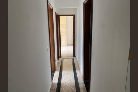 Apartamento para alugar com 102m², 3 quartos e 1 vaga Apartamento para alugar com 102m², 3 quartos e 1 vagaCorredor