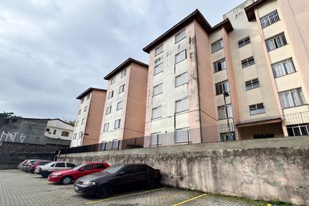 Apartamento para alugar com 50m², 2 quartos e 1 vaga Apartamento para alugar com 50m², 2 quartos e 1 vagaFachada