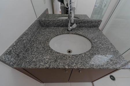 Apartamento para alugar com 125m², 4 quartos e 2 vagas Apartamento para alugar com 125m², 4 quartos e 2 vagasBanheiro