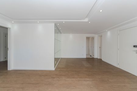 Apartamento para alugar com 125m², 4 quartos e 2 vagas Apartamento para alugar com 125m², 4 quartos e 2 vagasSala