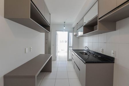 Apartamento para alugar com 125m², 4 quartos e 2 vagas Apartamento para alugar com 125m², 4 quartos e 2 vagasCozinha