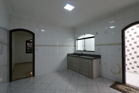 Casa para alugar com 200m², 3 quartos e 2 vagas Casa para alugar com 200m², 3 quartos e 2 vagasCozinha