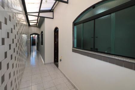 Casa para alugar com 200m², 3 quartos e 2 vagas Casa para alugar com 200m², 3 quartos e 2 vagasQuintal