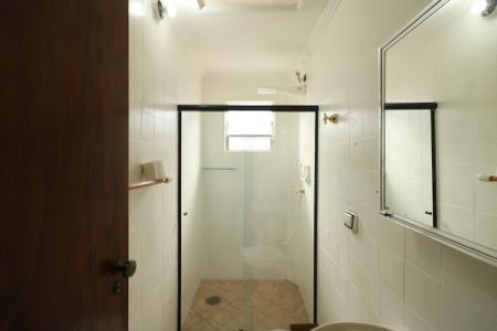 Casa para alugar com 200m², 3 quartos e 2 vagas Casa para alugar com 200m², 3 quartos e 2 vagasBanheiro da Suíte