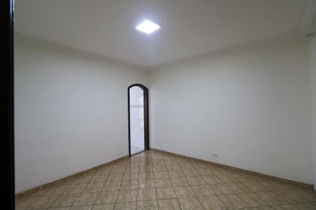 Casa para alugar com 200m², 3 quartos e 2 vagas Casa para alugar com 200m², 3 quartos e 2 vagasSala
