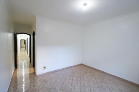 Casa para alugar com 200m², 3 quartos e 2 vagas Casa para alugar com 200m², 3 quartos e 2 vagasSuíte