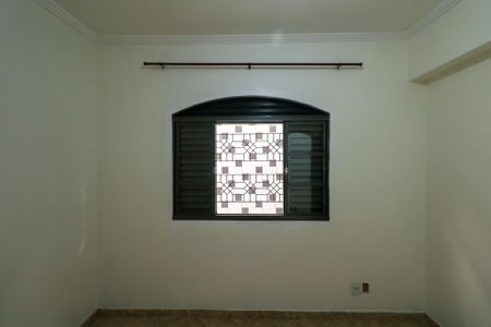 Casa para alugar com 200m², 3 quartos e 2 vagas Casa para alugar com 200m², 3 quartos e 2 vagasQuarto 2