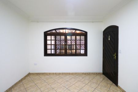 Casa para alugar com 200m², 3 quartos e 2 vagas Casa para alugar com 200m², 3 quartos e 2 vagasSala
