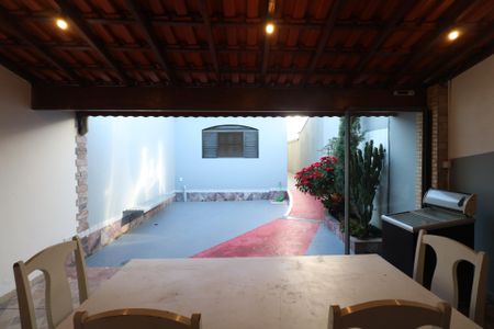 Casa para alugar com 200m², 3 quartos e 2 vagas Casa para alugar com 200m², 3 quartos e 2 vagasÁrea Gourmet