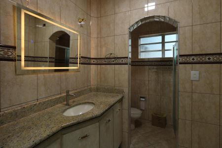 Casa para alugar com 200m², 3 quartos e 2 vagas Casa para alugar com 200m², 3 quartos e 2 vagasBanheiro Social