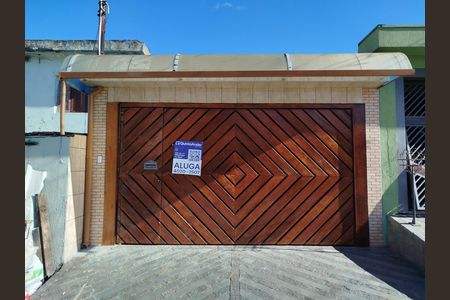 Casa para alugar com 200m², 3 quartos e 2 vagas Casa para alugar com 200m², 3 quartos e 2 vagasFachada
