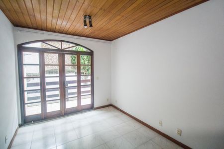 Sala de apartamento para alugar com 2 quartos, 63m² em Vila Valqueire, Rio de Janeiro