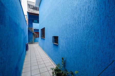 Casa à venda com 175m², 2 quartos e 2 vagas Casa à venda com 175m², 2 quartos e 2 vagasQuintal
