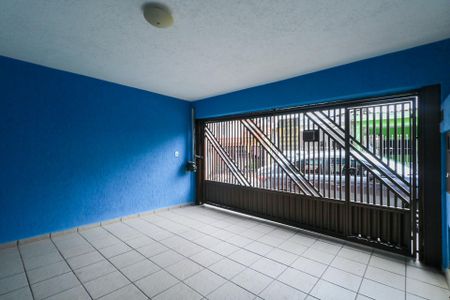 Casa à venda com 175m², 2 quartos e 2 vagas Casa à venda com 175m², 2 quartos e 2 vagasGaragem