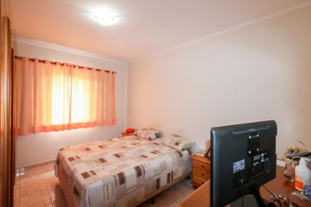 Casa à venda com 175m², 2 quartos e 2 vagas Casa à venda com 175m², 2 quartos e 2 vagasQuarto 2