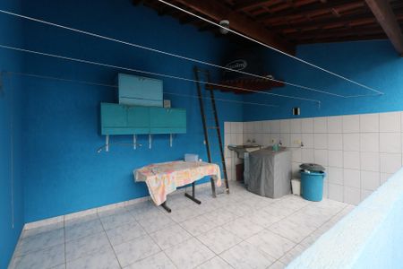 Casa à venda com 175m², 2 quartos e 2 vagas Casa à venda com 175m², 2 quartos e 2 vagasÁrea de Serviço