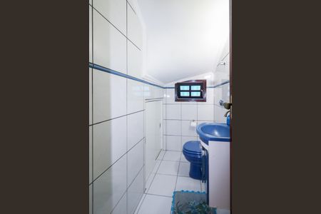 Casa à venda com 175m², 2 quartos e 2 vagas Casa à venda com 175m², 2 quartos e 2 vagasLavabo