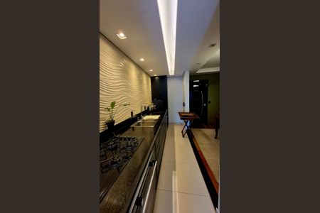 Apartamento à venda com 80m², 2 quartos e 2 vagas Apartamento à venda com 80m², 2 quartos e 2 vagasCozinha