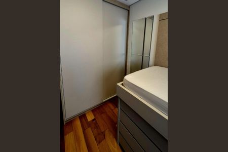 Apartamento à venda com 80m², 2 quartos e 2 vagas Apartamento à venda com 80m², 2 quartos e 2 vagasQuarto