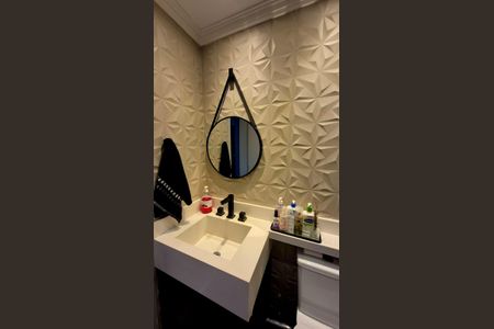 Apartamento à venda com 80m², 2 quartos e 2 vagas Apartamento à venda com 80m², 2 quartos e 2 vagasBanheiro