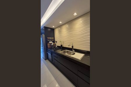 Apartamento à venda com 80m², 2 quartos e 2 vagas Apartamento à venda com 80m², 2 quartos e 2 vagasCozinha