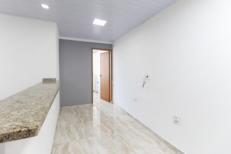 Casa para alugar com 78m², 2 quartos e sem vaga Casa para alugar com 78m², 2 quartos e sem vagaSala