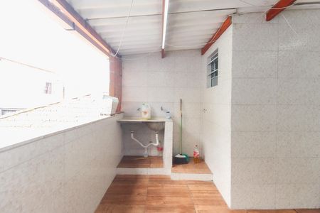 Casa para alugar com 78m², 2 quartos e sem vaga Casa para alugar com 78m², 2 quartos e sem vagaVaranda - Área de Serviço