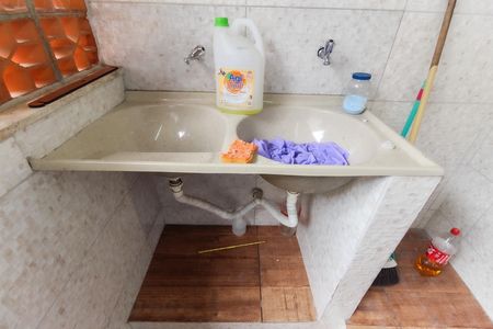 Casa para alugar com 78m², 2 quartos e sem vaga Casa para alugar com 78m², 2 quartos e sem vagaVaranda - Área de Serviço