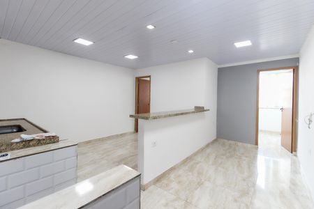 Casa para alugar com 78m², 2 quartos e sem vaga Casa para alugar com 78m², 2 quartos e sem vagaSala