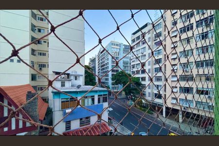 Apartamento para alugar com 95m², 2 quartos e sem vaga