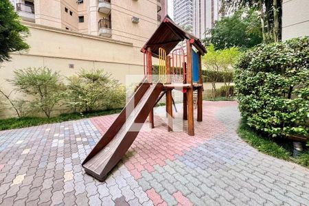 Apartamento para alugar com 71m², 2 quartos e 1 vaga Apartamento para alugar com 71m², 2 quartos e 1 vagaÁrea comum - Playground