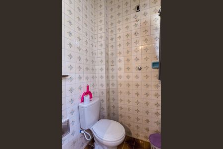 Casa para alugar com 88m², 2 quartos e sem vaga Casa para alugar com 88m², 2 quartos e sem vagaBanheiro de serviço