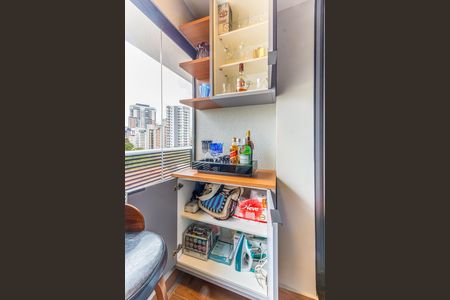 Sala de apartamento à venda com 1 quarto, 27m² em Vila Mariana, São Paulo