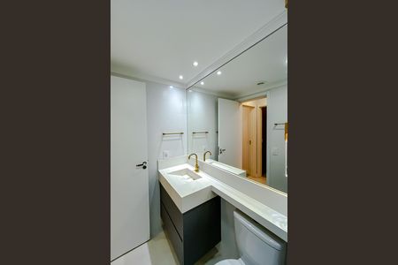 Banheiro de apartamento à venda com 3 quartos, 96m² em Quarta Parada, São Paulo
