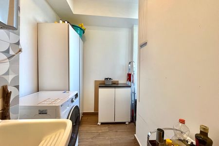 Apartamento à venda com 95m², 2 quartos e 1 vagaÁrea de Serviço