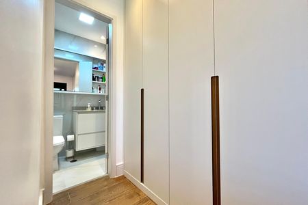 Apartamento à venda com 95m², 2 quartos e 1 vagaCloset da Suíte 1